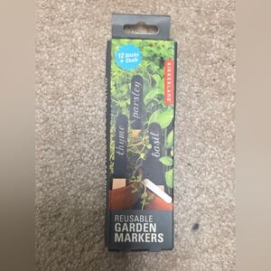 Kikkerland Reusable Garden Markers